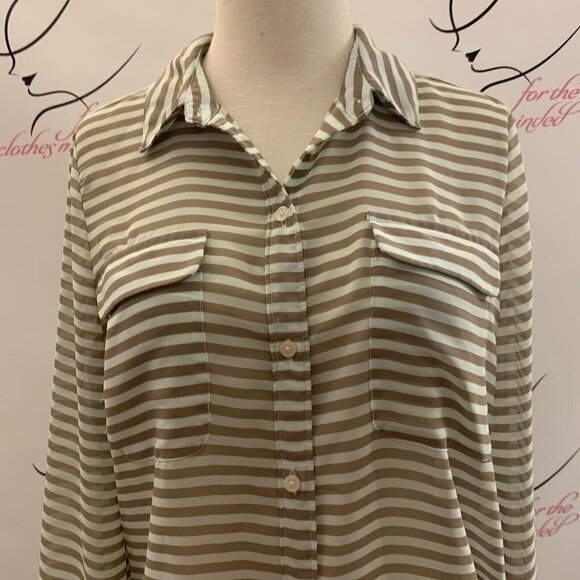 Old Navy. Size SP. Long Sleeve, Button Down, Sheer Shirt. Button Cuffs. B22 - Picture 2 of 7